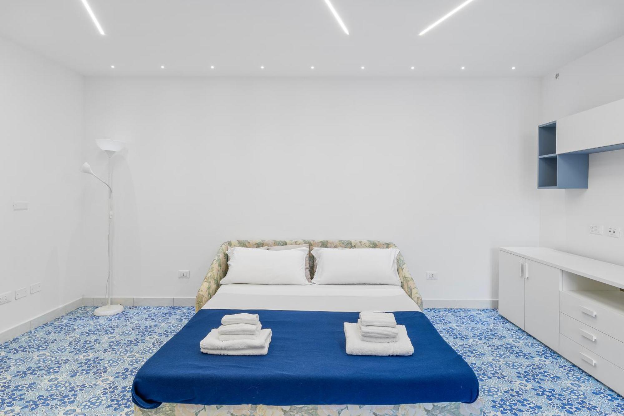 Luxe Minimal Duplex, Amalfi Coast - Airhome Vico Equense Ngoại thất bức ảnh