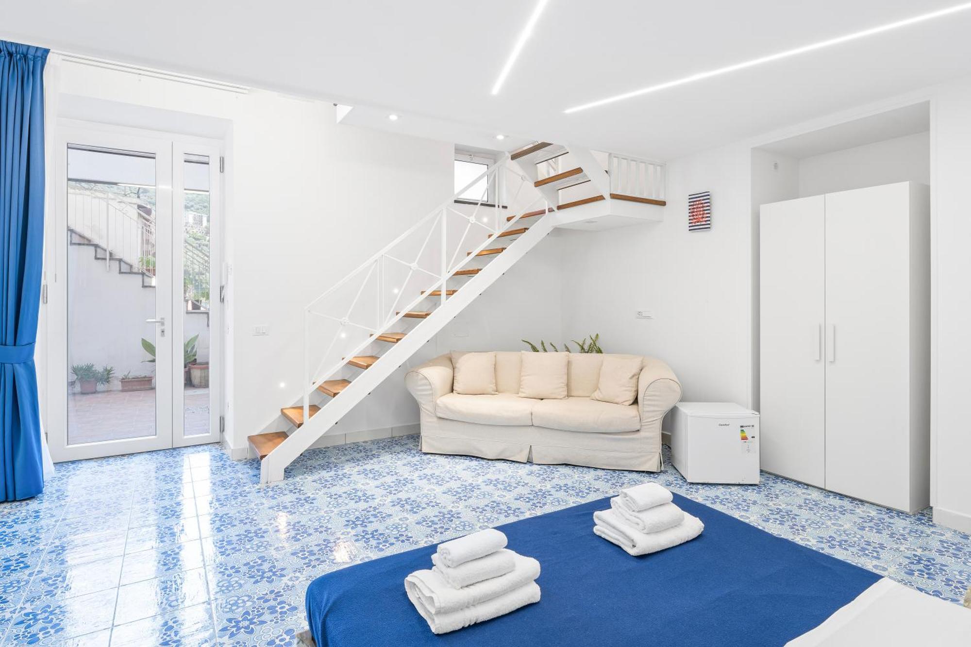 Luxe Minimal Duplex, Amalfi Coast - Airhome Vico Equense Ngoại thất bức ảnh