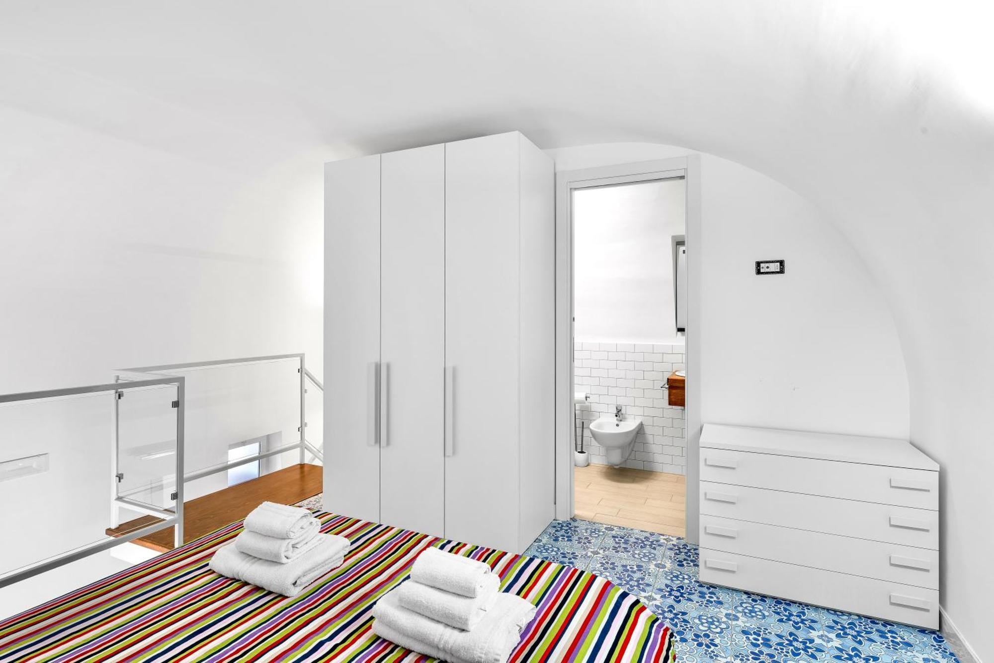 Luxe Minimal Duplex, Amalfi Coast - Airhome Vico Equense Ngoại thất bức ảnh